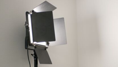 Neewer Dimmable Bi-Color 660 LED